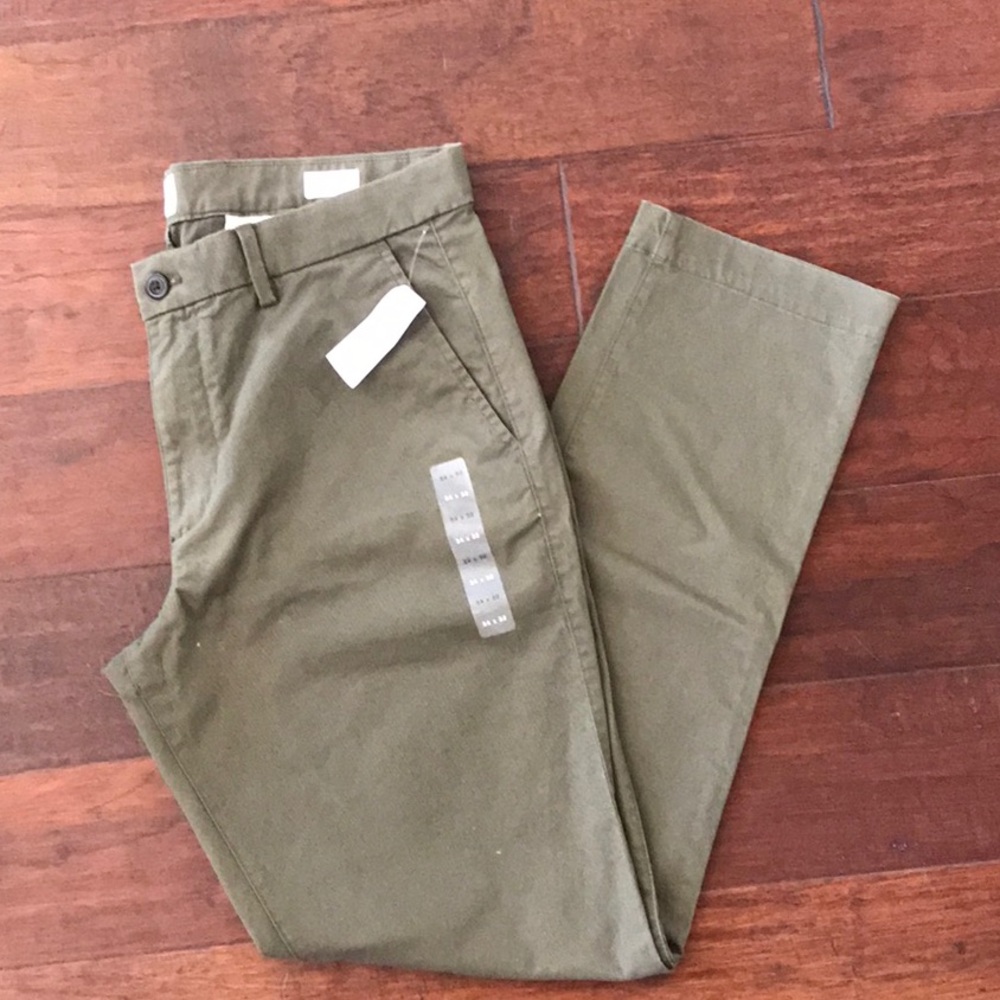GAP Men's Olive Pants, size 34 x 32